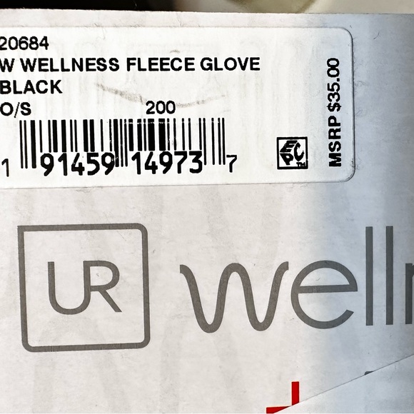 NWT Women’s UR Wellness Antimicrobial Tech-Friendly Fleece Gloves, One Size - Picture 4 of 4